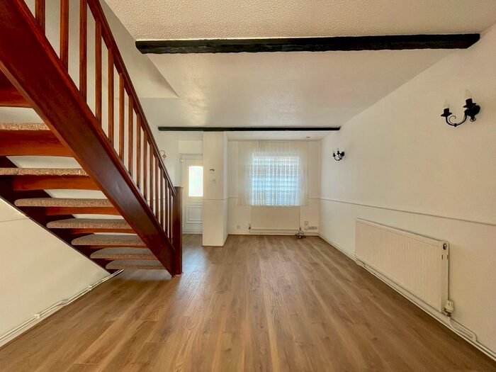 2 Bedroom House To Rent In Pycroft Way, London, N9