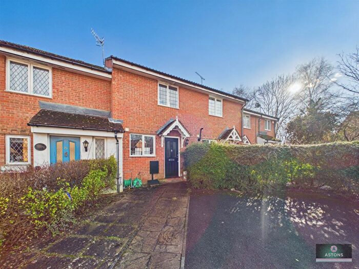 2 Bedroom Terraced House For Sale In Holder Road, Maidenbower, RH10