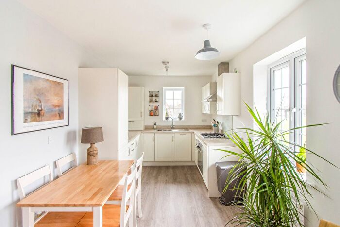 2 Bedroom Flat To Rent In Buttermere Crescent, Doncaster, DN4