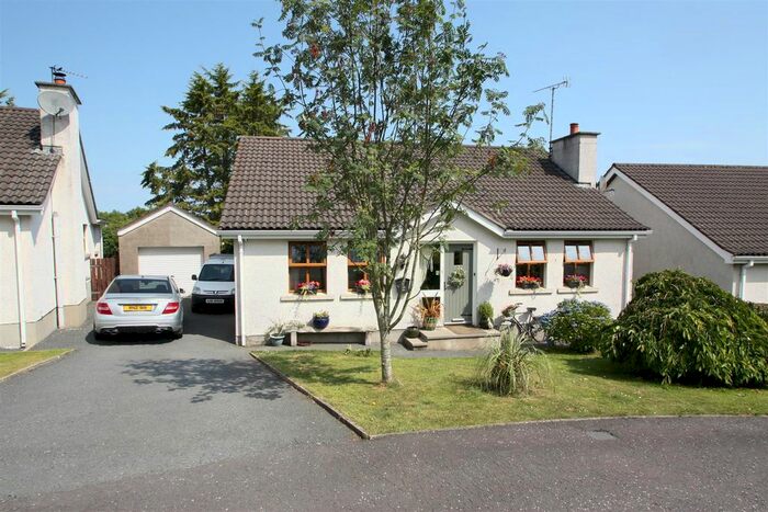 4 Bedroom Property For Sale In The Grove, Ballynahinch, BT24