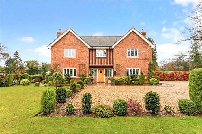 4 Bedroom Detached House For Sale In Bullbeggars Lane, Berkhamsted, Hertfordshire, HP4