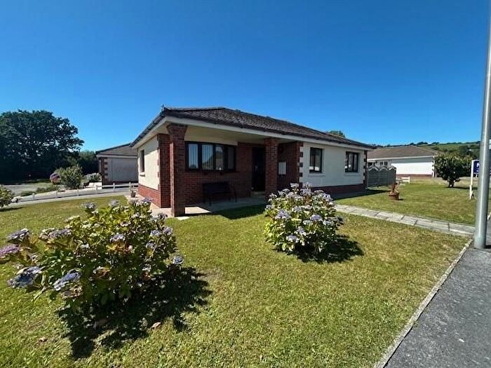 3 Bedroom Detached Bungalow For Sale In Parc Tyisha, Burry Port, SA16