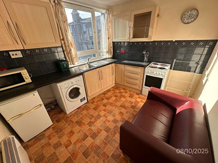 1 Bedroom Flat To Rent In Baker Street, Top Floor Left, Aberdeen, AB25