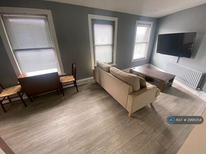 1 Bedroom Maisonette To Rent In Canterbury St, Gillingham, ME7