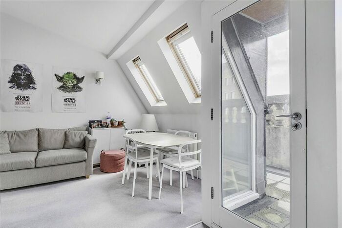 1 Bedroom Flat To Rent In Fulham High Street, London, SW6