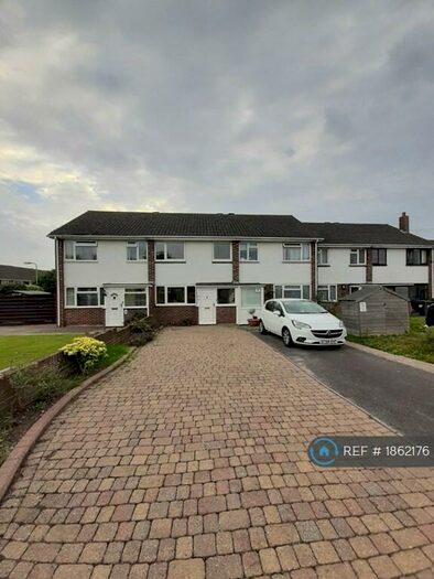 3 Bedroom Terraced House To Rent In Wykeham Road, Southampton, SO31