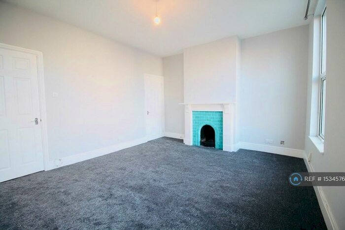 2 Bedroom Maisonette To Rent In Wells Road, Bristol, BS4