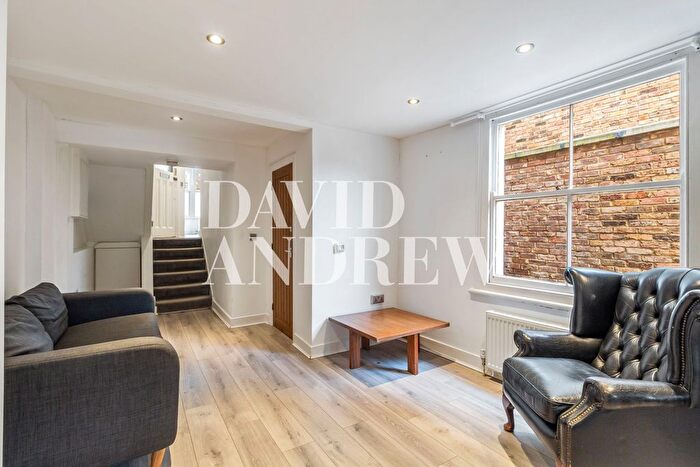 2 Bedroom Flat To Rent In Hanley Road, London, N4