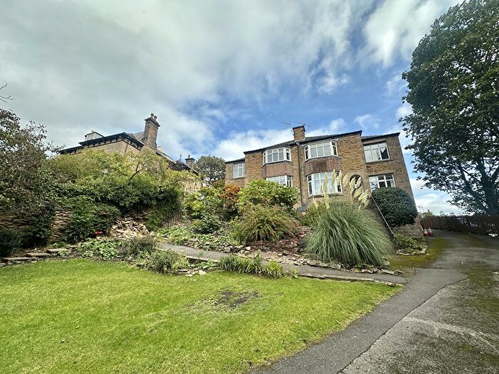 2 Bedroom Flat To Rent In Brocco Bank, Sheffield, S11