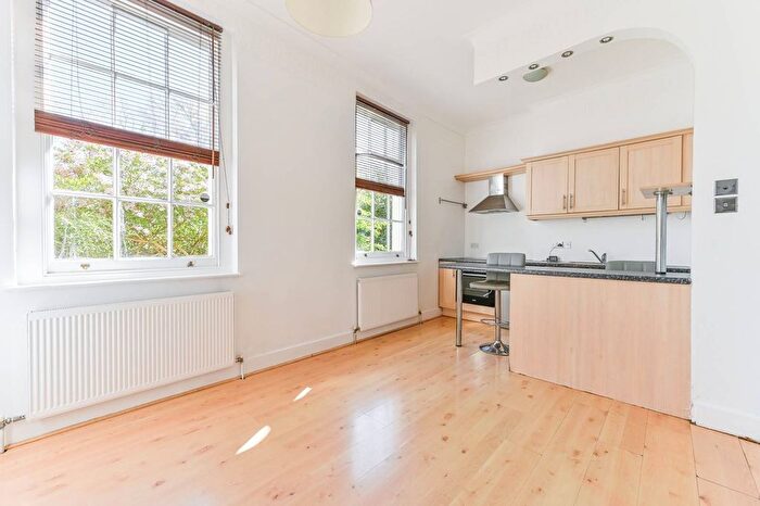 1 Bedroom Flat For Sale In Elderwood Place, West Norwood, London, SE27