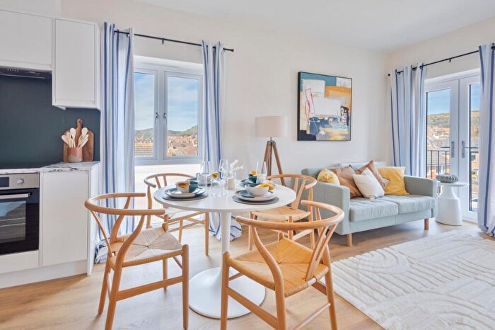 2 Bedroom Apartment For Sale In Arras Close, Folkestone, Kent, CT19