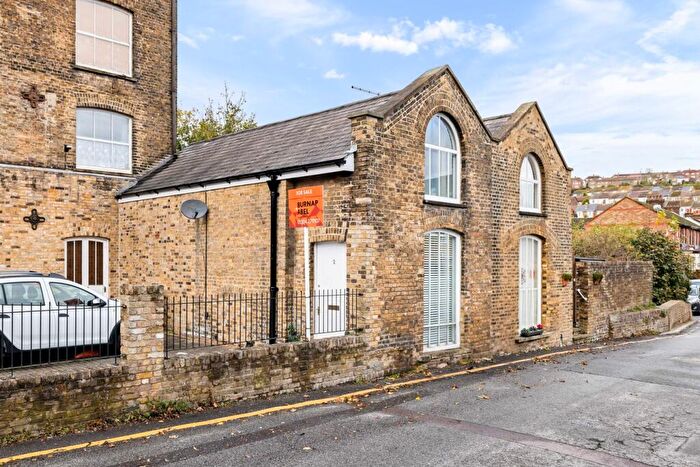 1 Bedroom Semi Detached House For Sale In Lorne Road, Dover, CT16