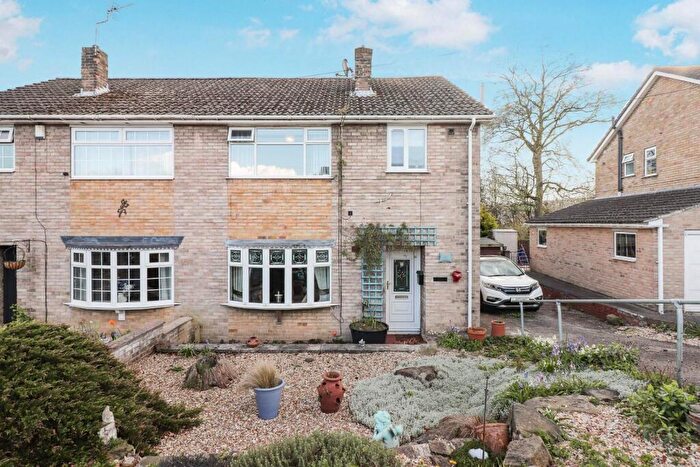 3 Bedroom House For Sale In Woodburn Drive, Chapeltown, Sheffield, S35