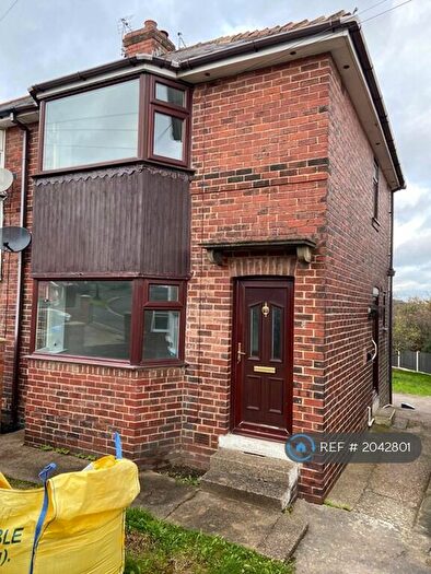 2 Bedroom Semi-Detached House To Rent In Fox Lane, Sheffield, S12