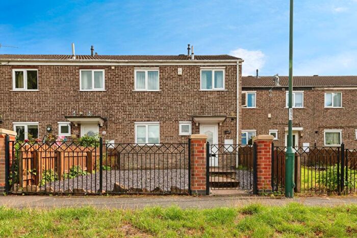 3 Bedroom Terraced House For Sale In Thornbury Way, Nottingham, Nottinghamshire, NG5