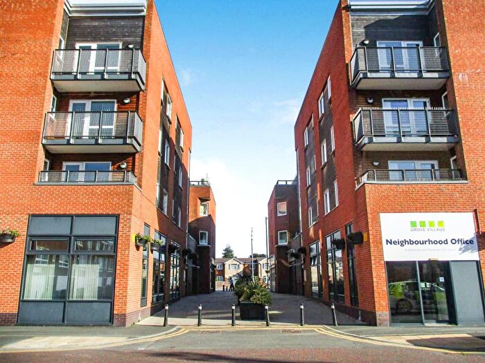 2 Bedroom Flat To Rent In Stockport Road, Grove Village, Manchester, M13