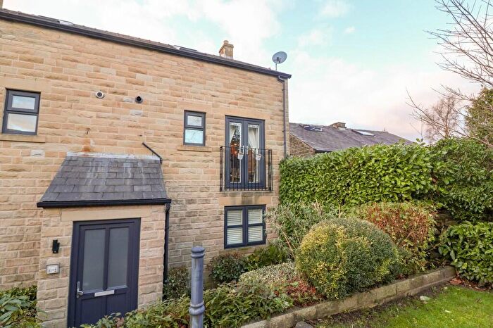 1 Bedroom Apartment To Rent In Torside Mews, Hadfield, Glossop, SK13