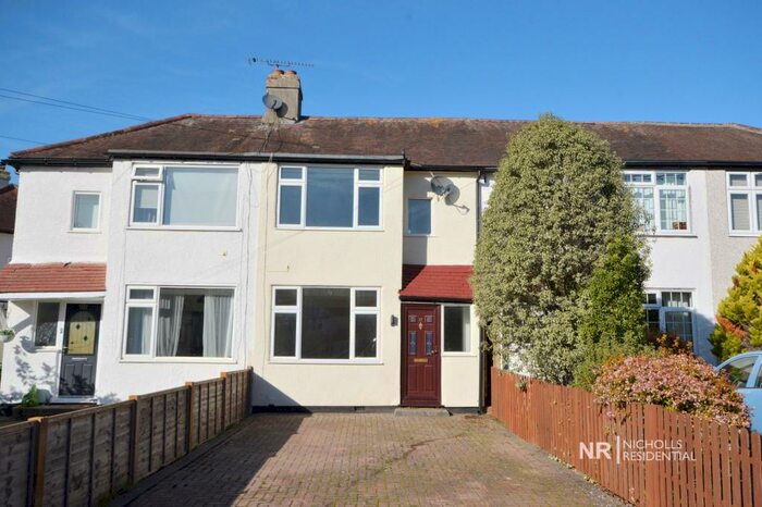 2 Bedroom Terraced House To Rent In Maltby Road, Chessington, Surrey., KT9