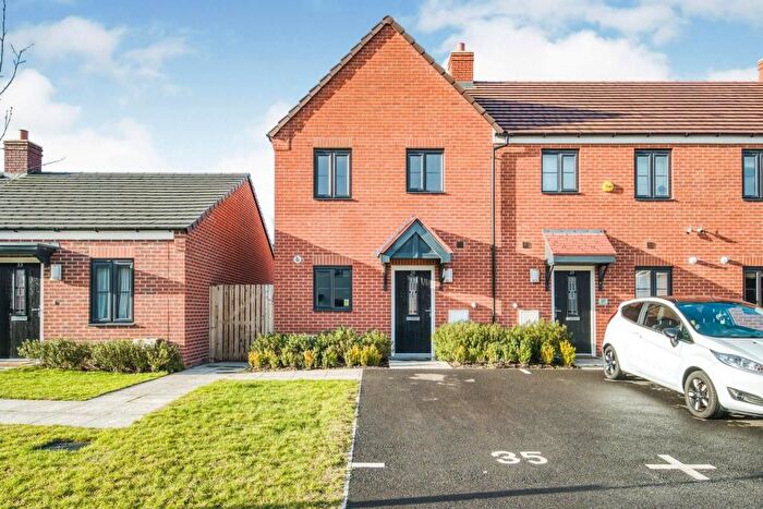 3 Bedroom Semi-Detached House To Rent In Soans Drive, Leamington Spa, CV31