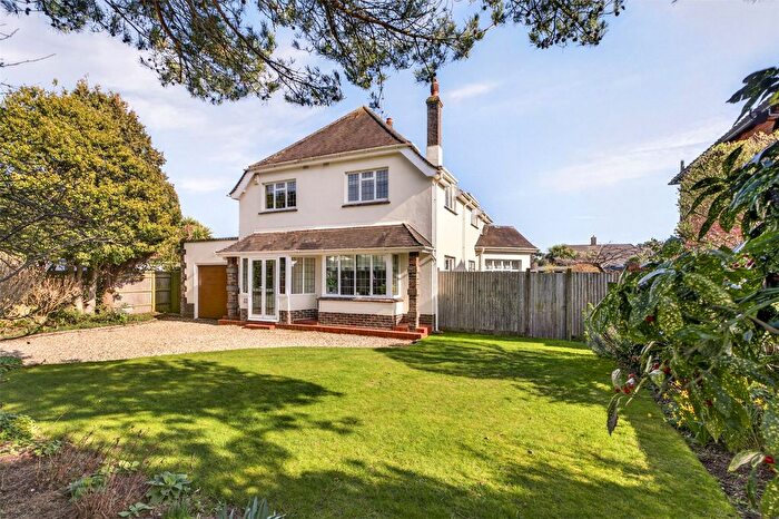 3 Bedroom Detached House For Sale In The Bramblings, Rustington, Littlehampton, West Sussex, BN16
