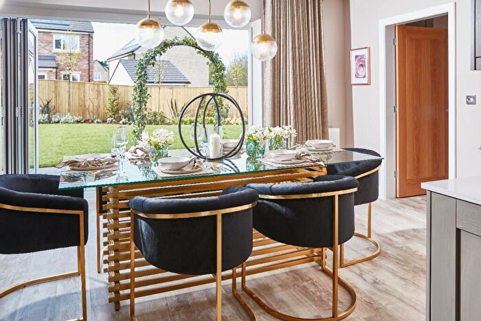 5 Bedroom Detached House For Sale In Hatfield Lane, Armthorpe, Doncaster, DN3
