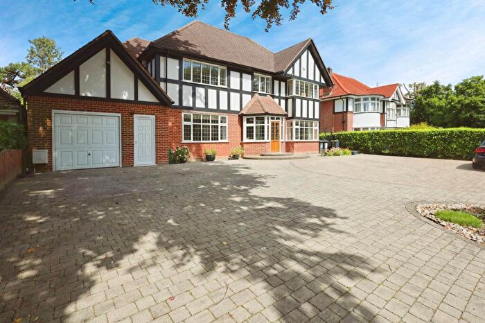 1 Bedroom Property To Rent In East Avenue, Bournemouth, BH3