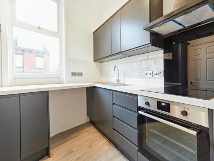 5 Bedroom House To Rent In Woodside Avenue, Burley, Leeds, LS4