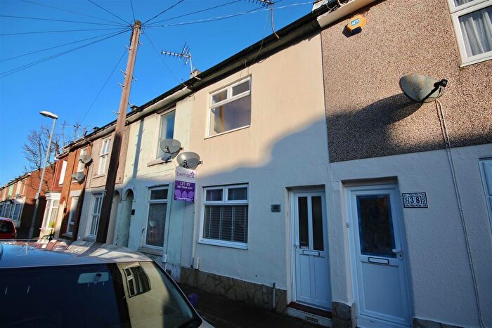 2 Bedroom Terraced House To Rent In Stanley Road, Portsmouth, PO2
