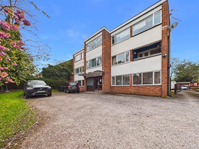 2 Bedroom Flat To Rent In Warwick Court, Victoria Road, Acocks Green, Birmingham, B27