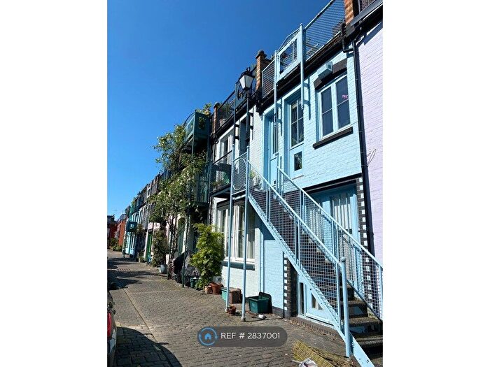 2 Bedroom Terraced House To Rent In Marlborough Yard, London, N19