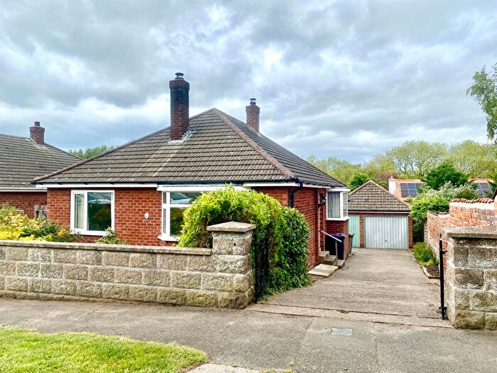 3 Bedroom Detached Bungalow For Sale In Clint Lane, Navenby, LN5