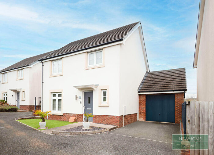 3 Bedroom Detached House For Sale In Bryn Celyn, Llanharry, Pontyclun, CF72