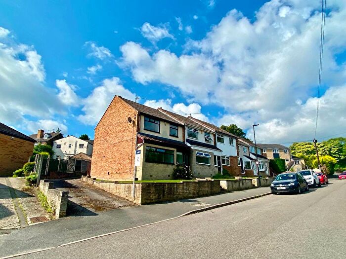 3 Bedroom Semi-Detached House To Rent In Greengate Lane, Woodhouse, Sheffield, S13
