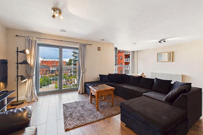 2 Bedroom Flat For Sale In King Edwards Wharf, Sheepcote Street, Birmingham, B16
