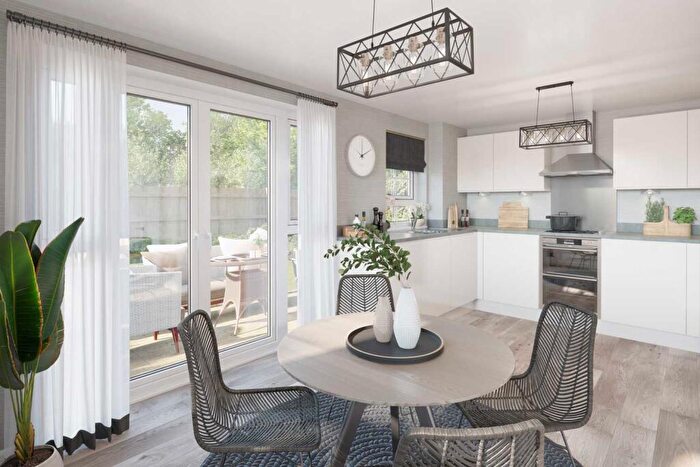 4 Bedroom End Of Terrace House For Sale In Richmond Way, Whitfield, Dover, CT16