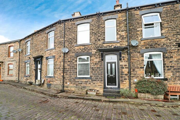 3 Bedroom Terraced House To Rent In Armitage Square, Pudsey, Leeds, Yorkshire, LS28