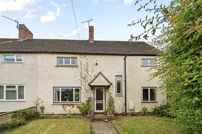 3 Bedroom Semi-Detached House For Sale In High Street, Milton-Under-Wychwood, OX7