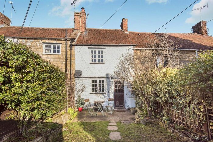 3 Bedroom Cottage To Rent In Blenheim Lane, Wheatley, OX33