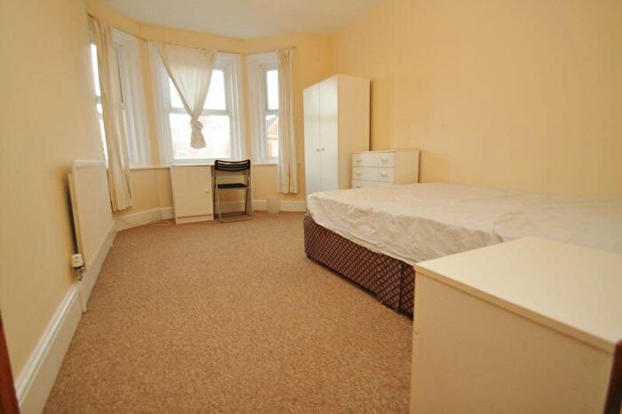 6 Bedroom Detached House To Rent In Osborne Road, Bournemouth, BH9