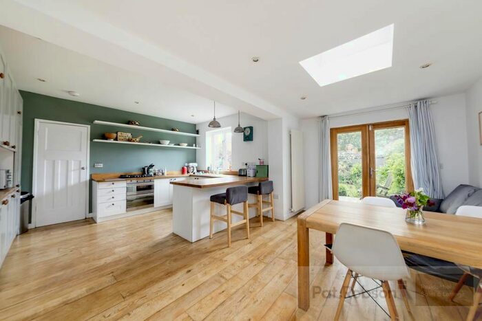 4 Bedroom Semi-Detached House To Rent In Grosvenor Avenue, Jesmond, Newcastle Upon Tyne, NE2