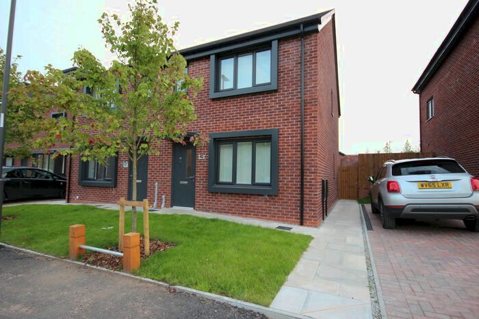 3 Bedroom Semi-Detached House To Rent In The Parks, Liverpool, L5