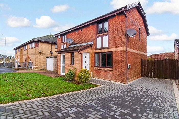 3 Bedroom Semi-Detached House For Sale In Severn Road, East Kilbride, Glasgow, South Lanarkshire, G75