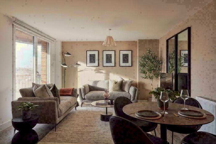 3 Bedroom Apartment To Rent In The Junction, Whitehall, Leeds, West Yorkshire, LS12