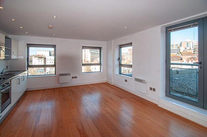 1 Bedroom Apartment To Rent In Central Quay North, Bristol, BS1