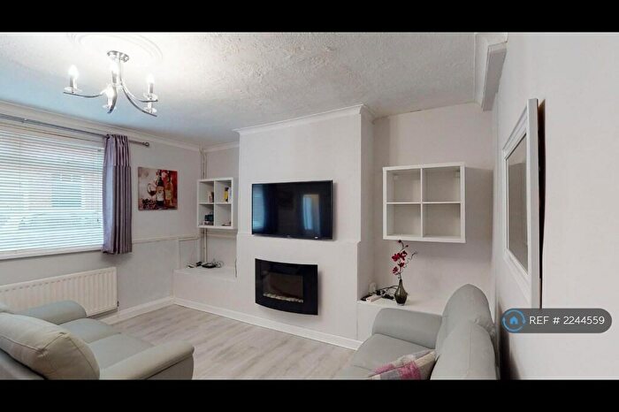 3 Bedroom Terraced House To Rent In Mavin Street, Durham, DH1