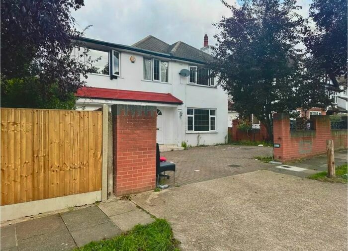 5 Bedroom Detached House To Rent In Ullswater Crescent, London, SW15