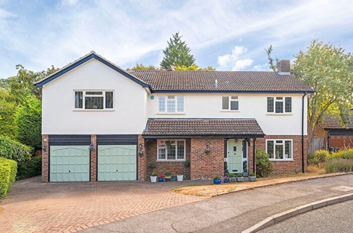 5 Bedroom Detached House For Sale In Hassock Wood, Keston, BR2