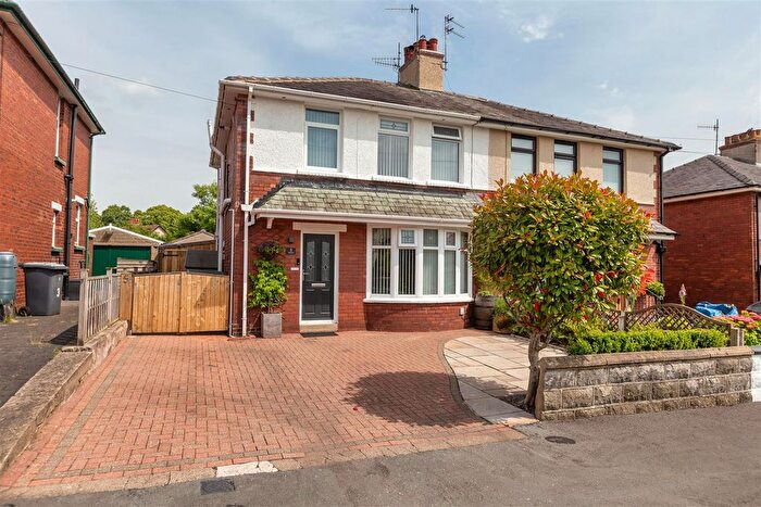 3 Bedroom Semi-detached House For Sale In Devon Place, Lancaster, LA1