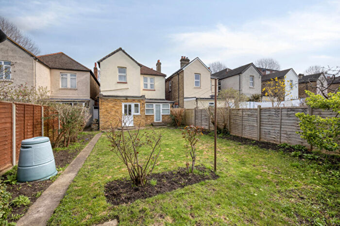 4 Bedroom Detached House For Sale In Sherwood Park Road, Sutton, Surrey, SM1