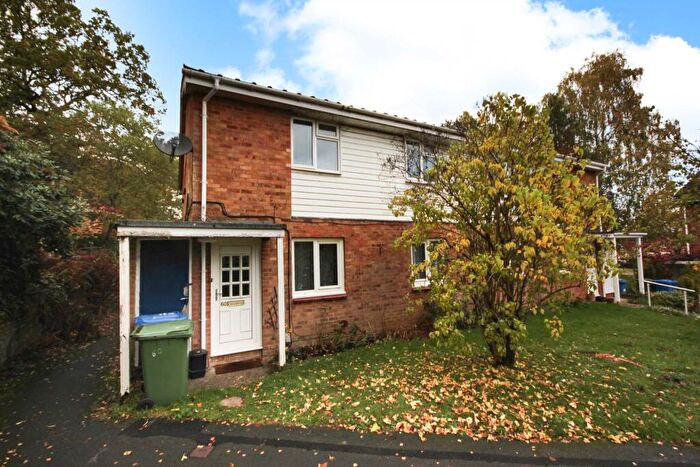 2 Bedroom Maisonette To Rent In Madingley, Bracknell, RG12